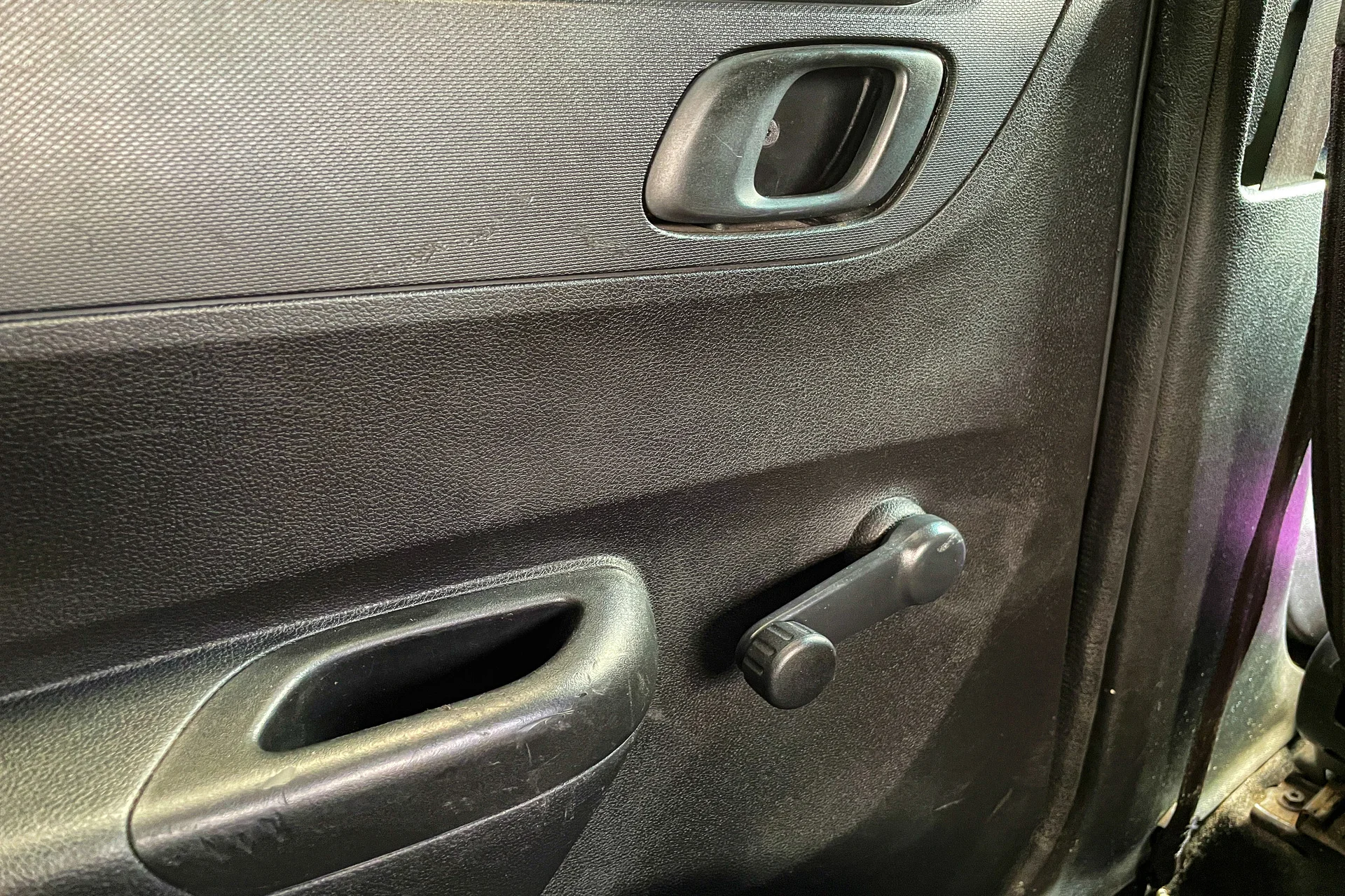 2024.06.24...Renault_KWID_Prata10