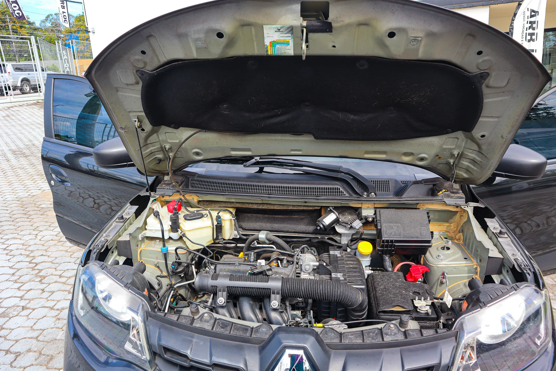 2024.06.24...Renault_KWID_Preto10